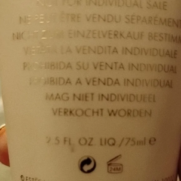 Estee Lauder Pink Moisturizer Luxurious Bath & Body - Picture 2 of 3